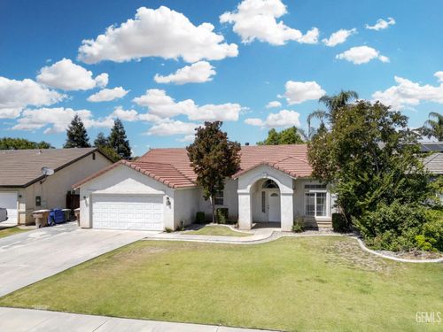 6710 Leaf Valley Drive, Bakersfield, CA, 93313 | Card Image