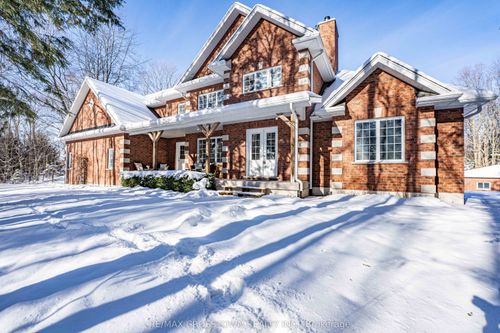 19 Gillespie Trail, Angus, ON, L3W0V1 | Card Image