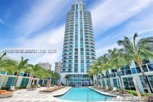 306-1945 S Ocean Dr, Hallandale Beach, FL, 33009-6077 | Card Image