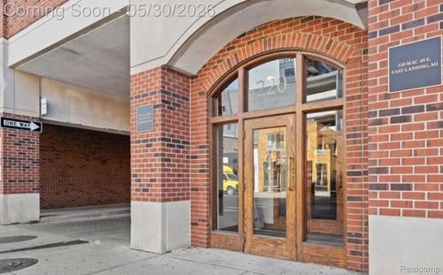 311-220 Mac Ave, East Lansing, MI, 48823-4392 | Card Image