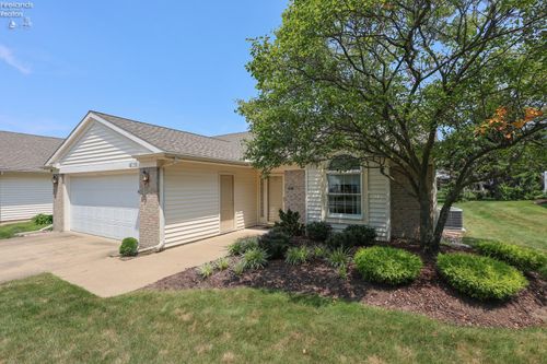 4118 Greenfield Dr, Sandusky, OH, 44870-7046 | Card Image