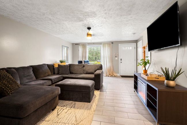 UNIT-19 - 15 Culver St, Condo with 2 bedrooms, 2 bathrooms and null parking in Plaistow NH | Image 7