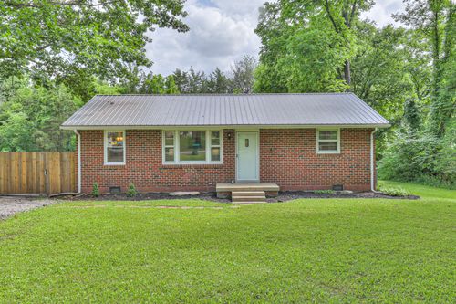 1806 Mars St, La Vergne, TN, 37086-2521 | Card Image
