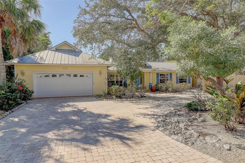 226 Ogden St, SARASOTA, FL, 34242-1154 | Card Image