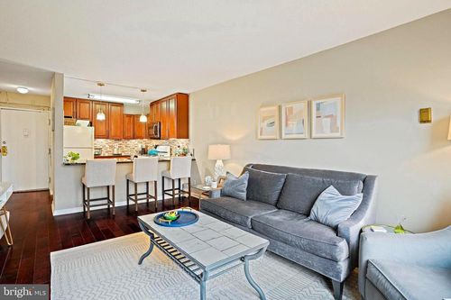 apt-1109-11801 Rockville Pike, ROCKVILLE, MD, 20852-2727 | Card Image