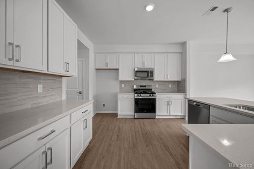 2306 Mill Ln, Saline, MI, 48176-1903 | Card Image
