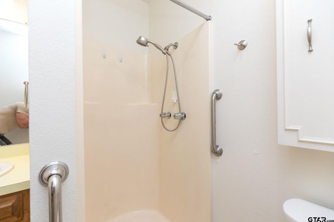 1707 Sampson Dr, House other with 3 bedrooms, 2 bathrooms and null parking in Tyler TX | Image 24