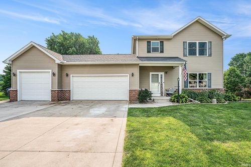 12885 Winding River Dr, Middlebury, IN, 46540-8463 | Card Image