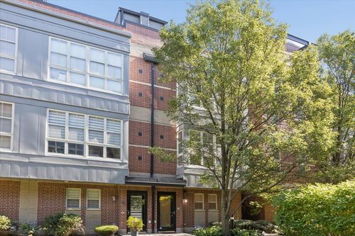 17-2321 S Wabash Street, Chicago, IL, 60616 | Card Image