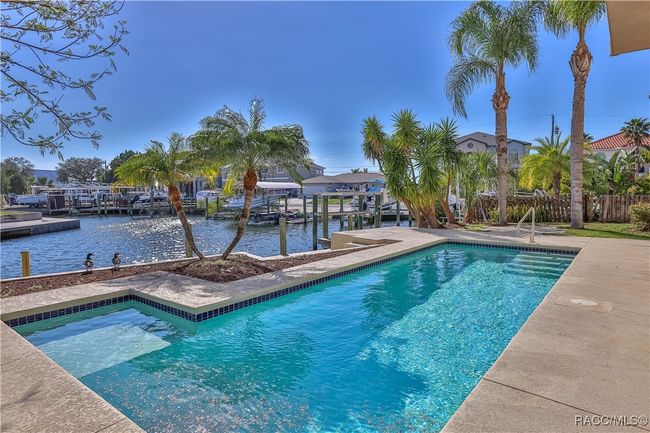 3073 Gulf Winds Cir, House other with 3 bedrooms, 5 bathrooms and 3 parking in Hernando Beach FL | Image 4