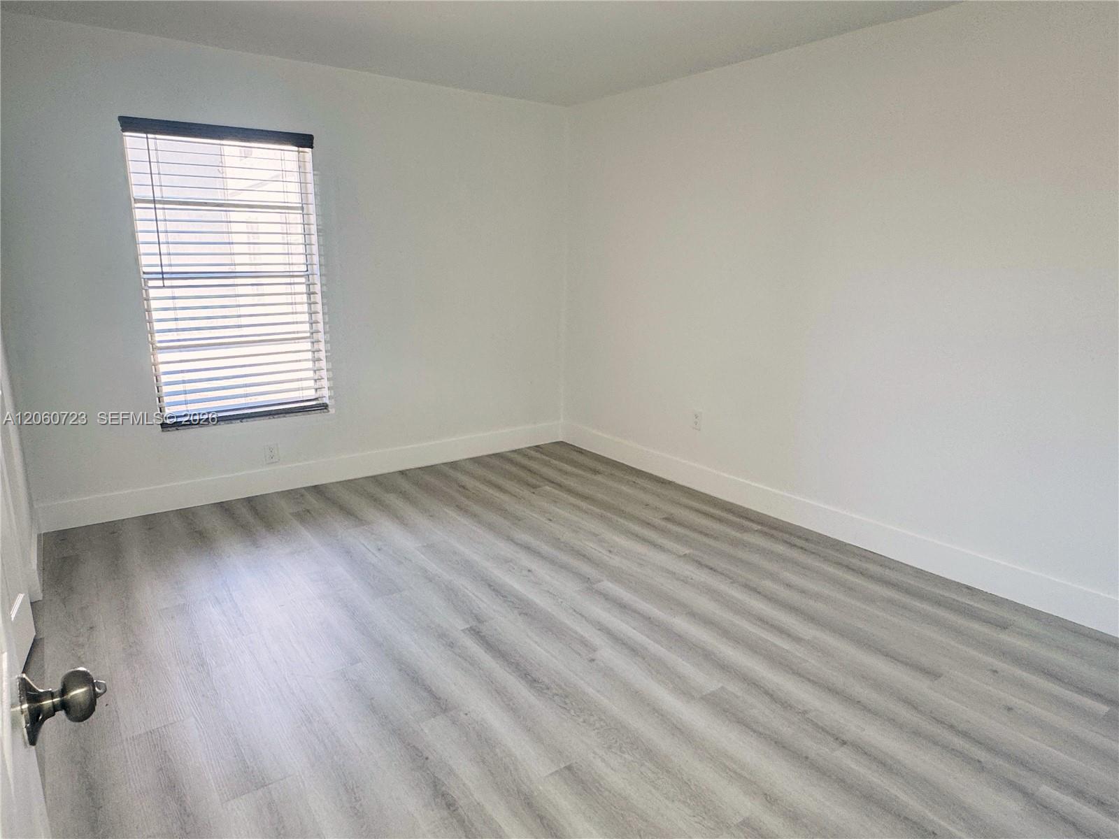 Residential Lease in Hialeah 3