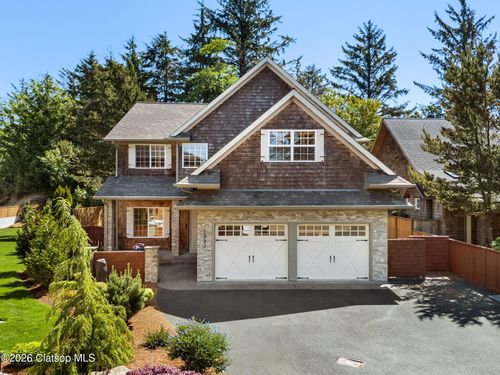 1390 Sea Ridge Ln, Gearhart, OR, 97138-7375 | Card Image