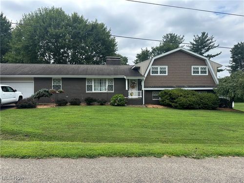 102 Morningside Dr, Marietta, OH, 45750-8771 | Card Image