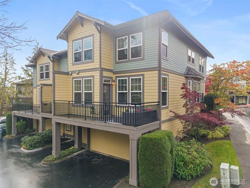 unit-403-7720 Fairway Ave Se, Snoqualmie, WA, 98065-9098 | Card Image