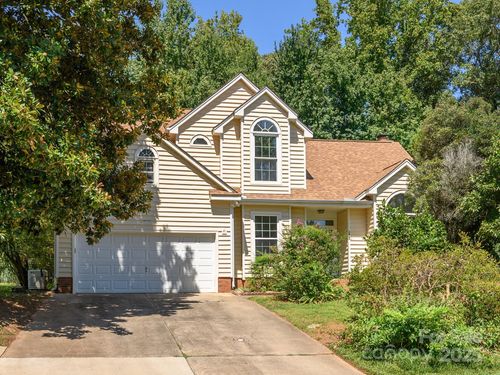 7630 Blythwood Ln, Charlotte, NC, 28227-3997 | Card Image