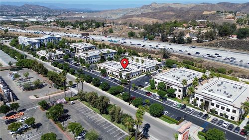 2079 Compton Ave, Corona, CA, 92881-7284 | Card Image