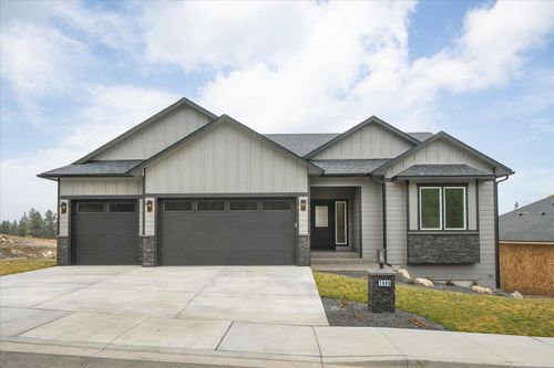 7009 E Beverly Ave, Spokane Valley, WA, 99212-3093 | Card Image