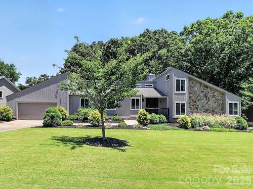 8401 Raintree Ln, Charlotte, NC, 28277-7805 | Card Image