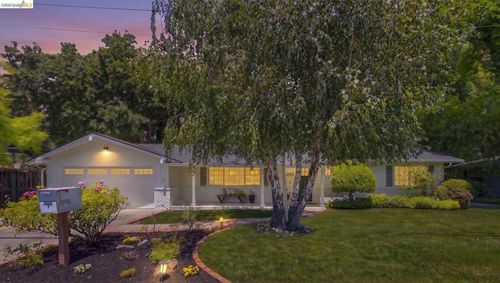 1250 Elmwood Dr, Walnut Creek, CA, 94597-2120 | Card Image