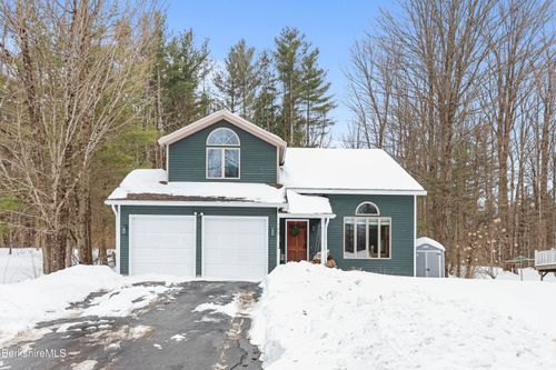 145 Velma Ave, Pittsfield, MA, 01201-8125 | Card Image