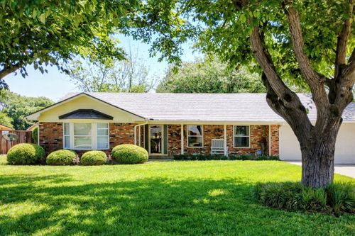 1007 W Edwards St, Olney, TX, 76374-1003 | Card Image
