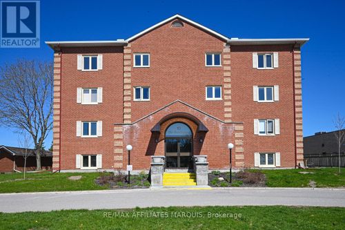 104-10 Armstrong Dr, Smiths Falls, ON, K7A5H8 | Card Image
