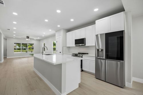 312 Leads St, Dallas, TX, 75203-3145 | Card Image