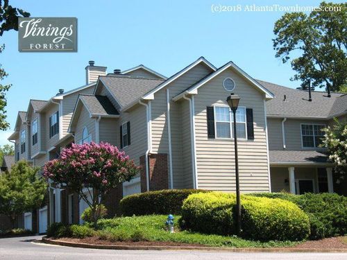 610 Vinings Forest Ct Se, Smyrna, GA, 30080-3937 | Card Image