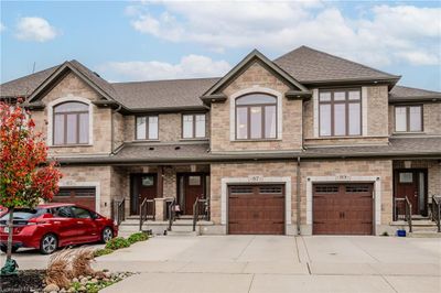 87 Hollybrook Trail, Townhouse with 3 bedrooms, 2 bathrooms and 3 parking in Kitchener ON | Image 1