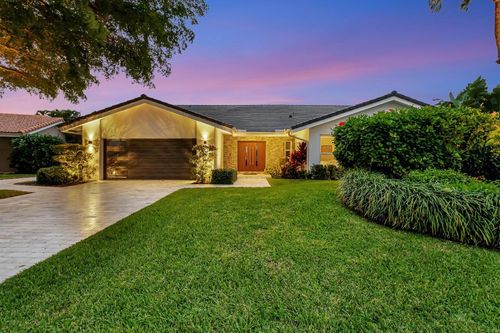 4911 Pineview Cir, Delray Beach, FL, 33445-4348 | Card Image