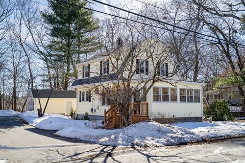 27 Border Rd, Natick, MA, 01760-2329 | Card Image