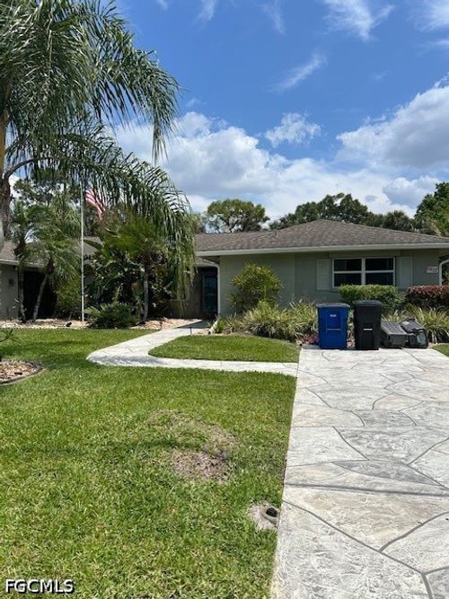 5827 Littlestone Ct, North Fort Myers, FL, 33903-4922 | Card Image