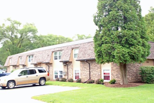 210 -222 High Line Street, Belvidere, IL, 61008 | Card Image