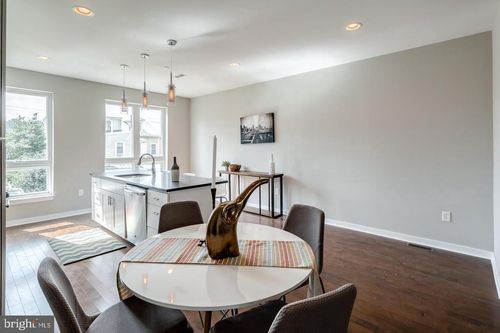 3832 Manor St, PHILADELPHIA, PA, 19128-5206 | Card Image