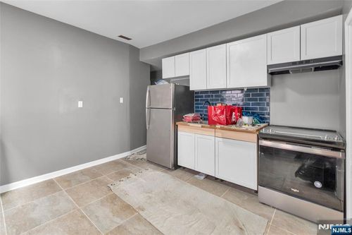74 Howard St, Irvington, NJ, 07111-3417 | Card Image
