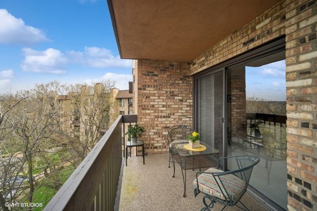 APT-512 - 1771 Mission Hills Rd, Condo with 2 bedrooms, 2 bathrooms and 1 parking in Northbrook IL | Image 23
