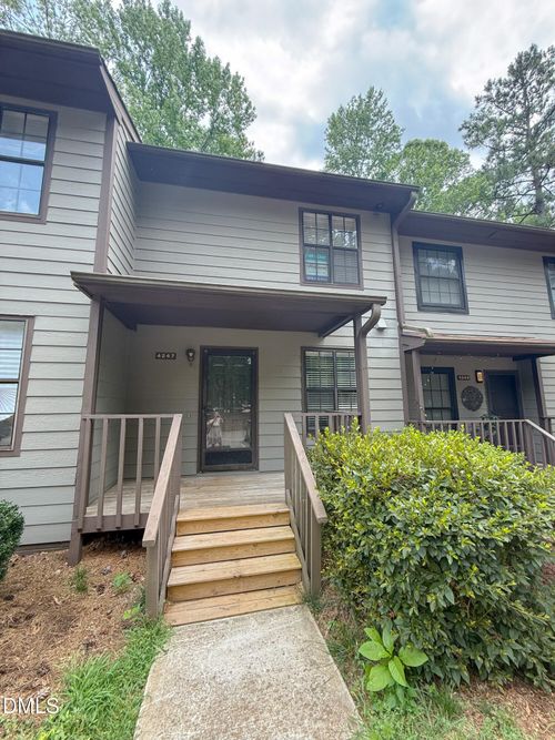 4247 The Oaks Dr, Raleigh, NC, 27606-4700 | Card Image
