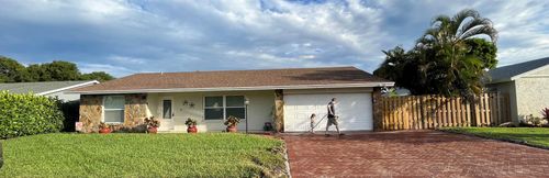 5430 Guildcrest St, Lake Worth, FL, 33463-5808 | Card Image