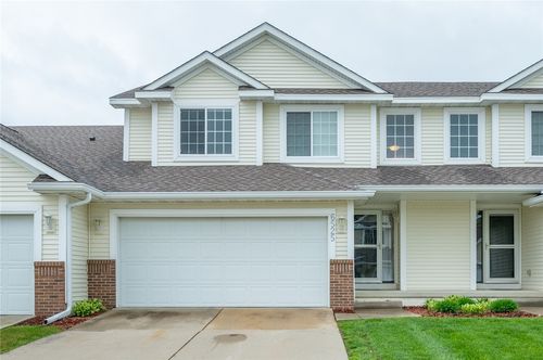 6525 Se Sweetgrass Ln, Pleasant Hill, IA, 50327-8522 | Card Image