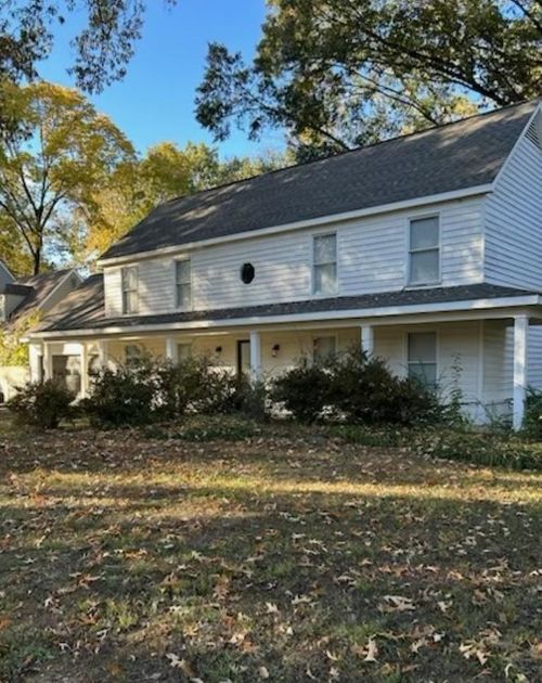 496 Quail Crest Dr, Collierville, TN, 38017-1750 | Card Image