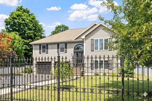 33 Highland Ave, Saugus, MA, 01906-3311 | Card Image