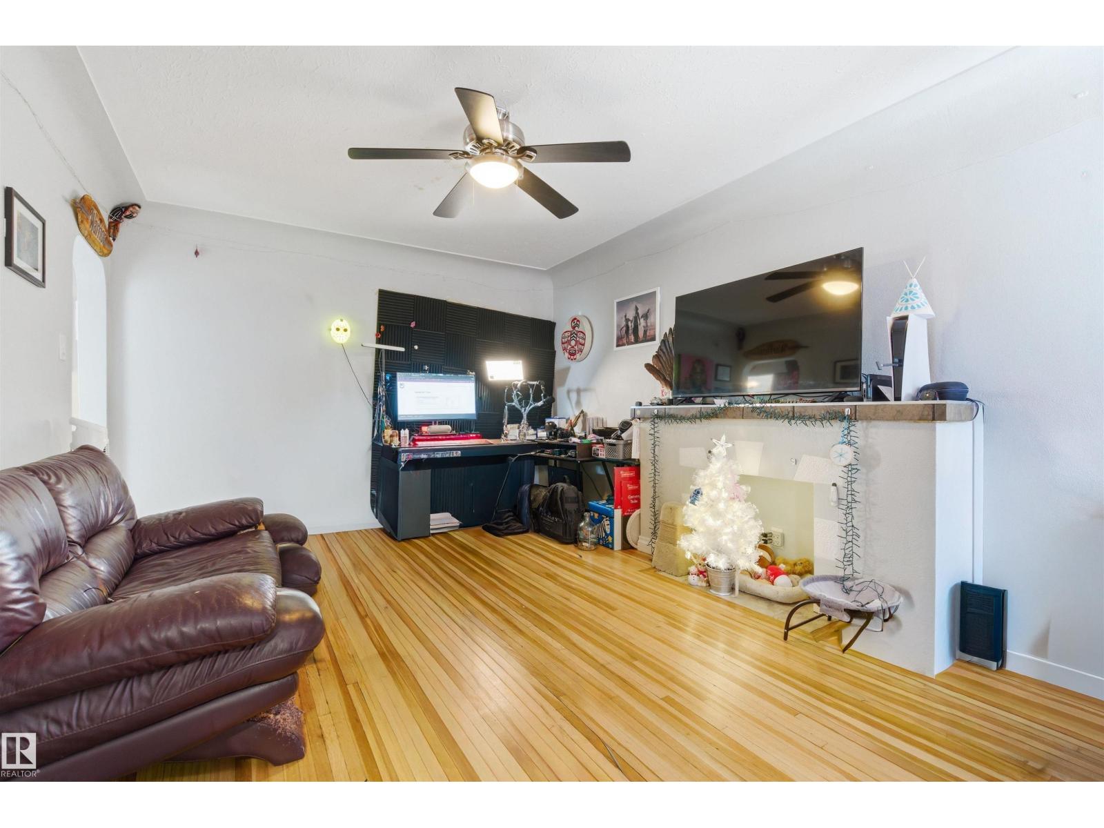 Residential in Edmonton 4