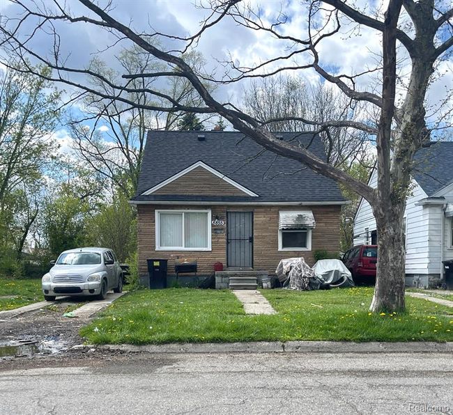 8855 Stout Street, Home with 3 bedrooms, 1 bathrooms and null parking in Detroit MI | Image 1
