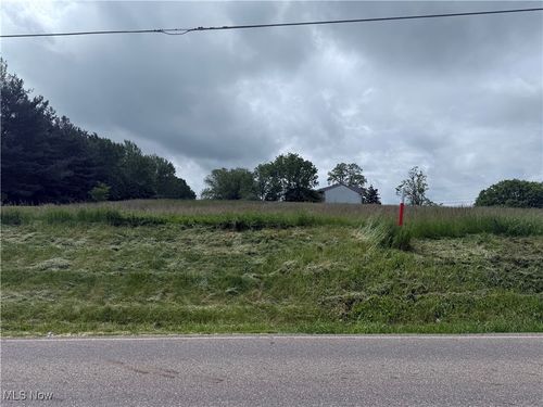 3132 Wright Road Nw, Uniontown, OH, 44685 | Card Image