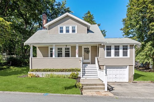22 Linscott Rd, Hingham, MA, 02043-4716 | Card Image