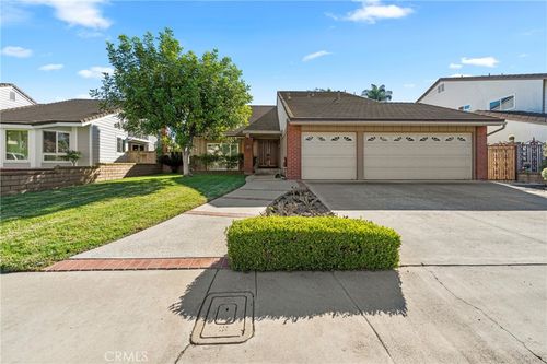 846 Mooncrest Cir, Brea, CA, 92821-2044 | Card Image