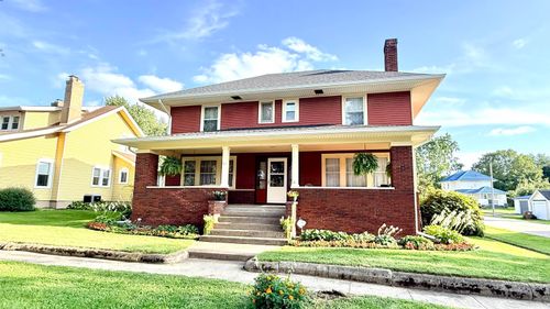 211 W Harrison St, Darlington, IN, 47940-7127 | Card Image