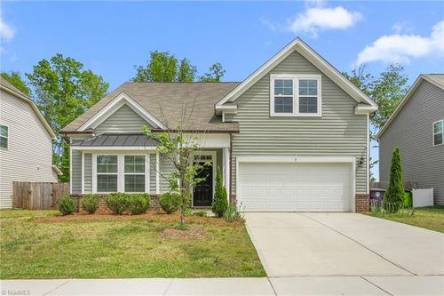 831 Royal Oak Ln, Mebane, NC, 27302-9964 | Card Image