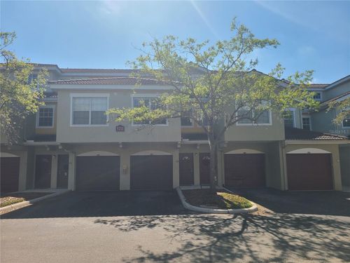 19-204-5711 Bentgrass Dr, SARASOTA, FL, 34235-7613 | Card Image