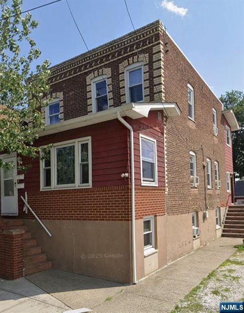 258 Kingsland Ave, Lyndhurst, NJ, 07071-2631 | Card Image